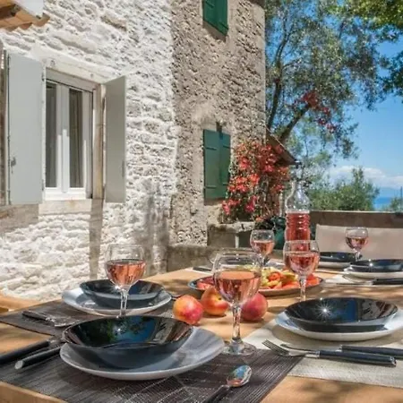 Efthimia Villa